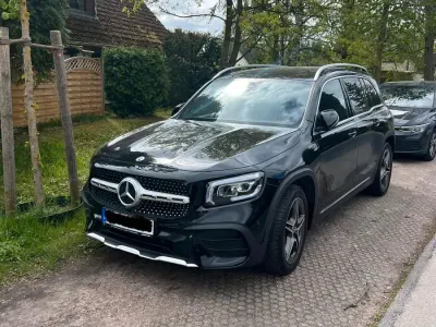 Gebraucht Mercedes GLB200 AMG 163 PS (119 kW) 2021 Schwarz SUV