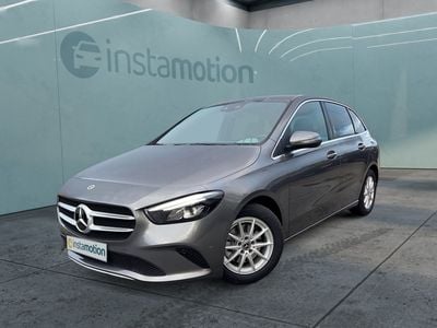 Gebraucht Mercedes B200 Progressive 150 PS (110 kW) 2022 Grau Van / Kleinbus