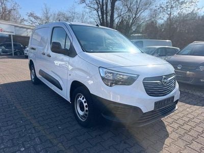 Gebraucht Opel Combo Edition 102 PS (75 kW) 2022 Weiß Van / Kleinbus