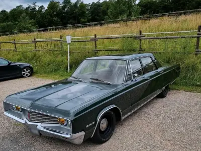 Gebraucht Chrysler Newport 294 PS (216 kW) 1969 Grün Limousine