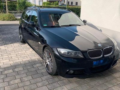 Schwarz Gebraucht 2009 BMW 330 M Sport Kombi | 8.500 €