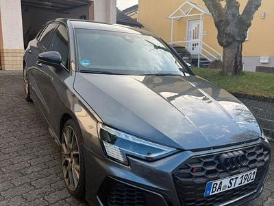 Gebraucht Audi S3 Sport 310 PS (228 kW) 2023 Grau Limousine