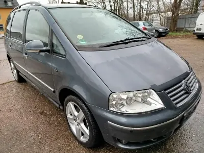 Gebraucht VW Sharan 140 PS (102 kW) 2009 Grau Van / Kleinbus