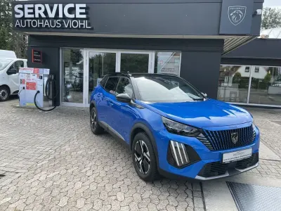 Gebraucht Peugeot 2008 GT 136 PS (100 kW) 2024 Blau SUV