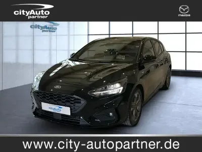 Gebraucht Ford Focus ST-Line 125 PS (91 kW) 2021 Schwarz Limousine
