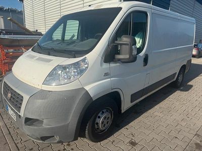 Weiß Gebraucht 2011 Fiat Ducato Van | 4.500 € (Etwas zu teuer)