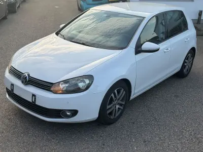 Gebraucht VW Golf VI Comfortline 122 PS (89 kW) 2009 Weiß Limousine