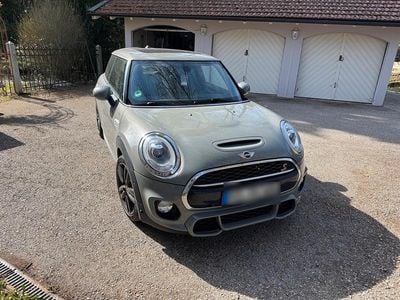Usado Mini Cooper S 192 HP (141 kW) 2018 Cinzento Citadino