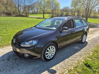 Gebraucht VW Golf VII Trendline 105 PS (77 kW) 2013 Schwarz Kombi