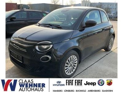 Gebraucht Fiat 500e Action 69 kW (95 PS) 2023 Onyx schwarz) (schwarz Kleinwagen