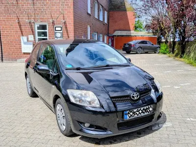 Gebraucht Toyota Auris 97 PS (71 kW) 2008 Schwarz Kleinwagen