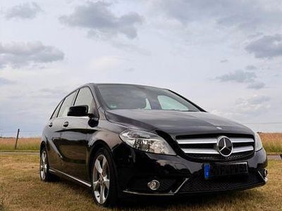 Mercedes B220