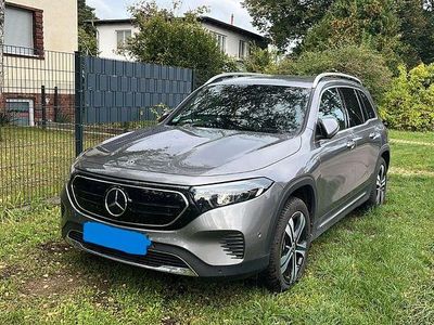 Mercedes EQB250