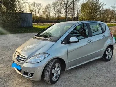 Gebraucht Mercedes A180 Avantgarde 116 PS (85 kW) 2012 Limousine