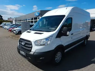 Gebraucht Ford Transit Trend 131 PS (96 kW) 2025 Weiß Limousine