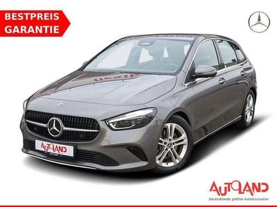 Gebraucht Mercedes B220 AMG line 190 PS (139 kW) 2024 Grau Van / Kleinbus