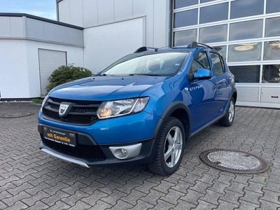 Gebraucht Dacia Sandero Stepway Ambiance 90 PS (66 kW) 2014 Blau Limousine