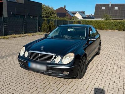 Mercedes E270