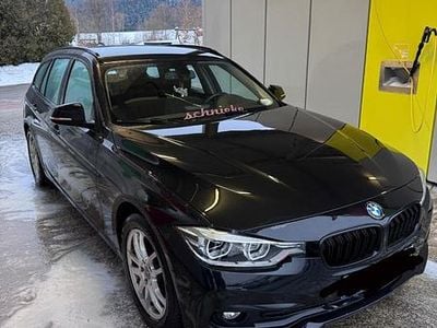 Gebraucht BMW 320 Advantage 190 PS (139 kW) 2019 Schwarz Kombi