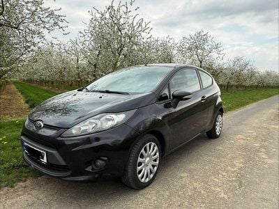 Second-hand Ford Fiesta Trend 82 CP (60 kW) 2011 Negru Hatchback