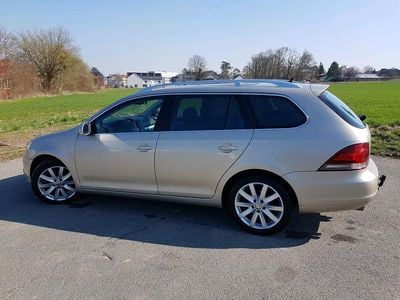 Usado VW Golf VII Highline 140 HP (102 kW) 2012 Prateado Carrinha