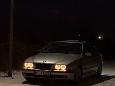 Gebraucht BMW 523 170 PS (125 kW) 1998 Silber Limousine