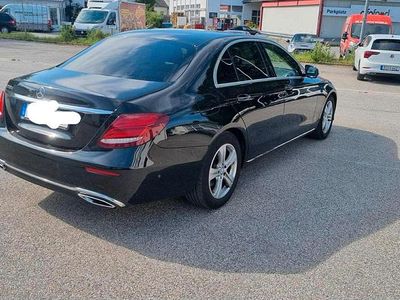 Mercedes E220