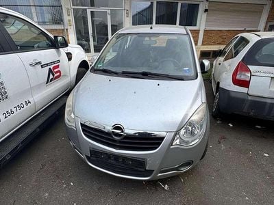 Gebraucht Opel Agila Edition 65 PS (47 kW) 2009 Stahlsilber Kleinwagen