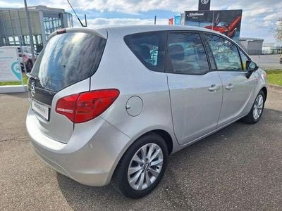 Usata Opel Meriva Active 120 CV (88 kW) 2017 Argento Monovolume