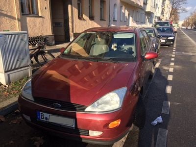 Gebraucht Ford Focus 131 PS (96 kW) 2001 Rot Limousine