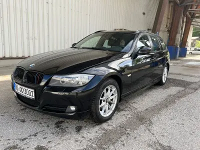 Gebraucht BMW 320 Sport Line 184 PS (135 kW) 2011 Schwarz Kombi