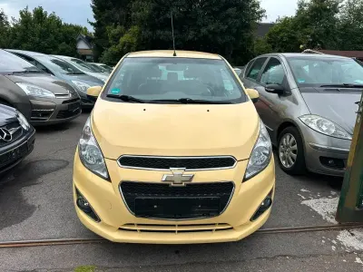Gebraucht Chevrolet Spark LT 68 PS (50 kW) 2014 Gelb Kleinwagen