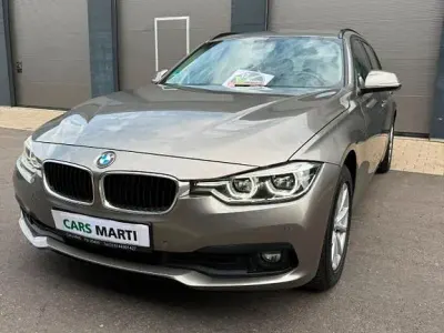 Gebraucht BMW 320 Advantage 190 PS (139 kW) 2019 Grau Kombi