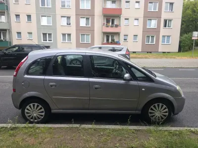 Gebraucht Opel Meriva 100 PS (73 kW) 2005 Van / Kleinbus