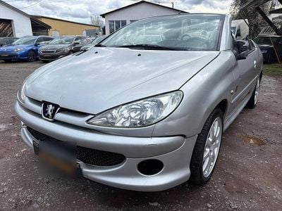 Gebraucht Peugeot 206 CC 80 PS (58 kW) 2006 Silber Cabrio