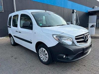 Mercedes Citan 111