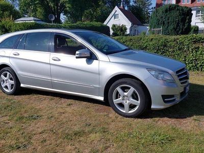 Usata Mercedes R350 265 CV (194 kW) 2010 Argento Monovolume