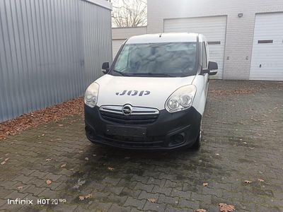 Gebraucht Opel Combo 95 PS (69 kW) 2017 Weiß Van / Kleinbus