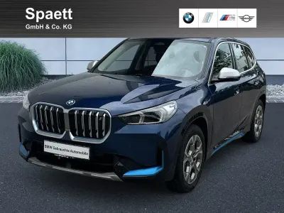 Gebraucht BMW iX1 xLine 200 kW (272 PS) 2023 Phytonicblau SUV