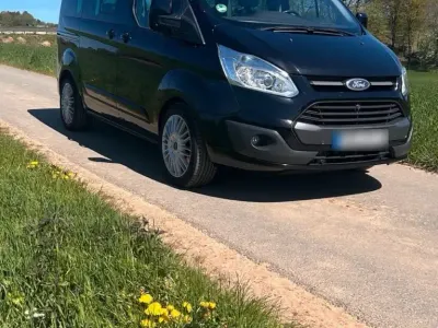 Gebraucht Ford Tourneo 155 PS (114 kW) 2015 Schwarz Van / Kleinbus