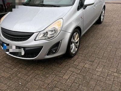 Gebraucht Opel Corsa 87 PS (63 kW) 2012 Silber Kleinwagen