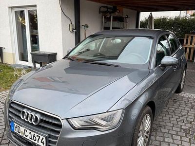 Gebraucht Audi A3 150 PS (110 kW) 2014 Grau Limousine