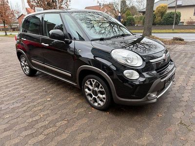 Schwarz Gebraucht 2015 Fiat 500L Trekking Van / Kleinbus | 6.900 € (Guter Preis)
