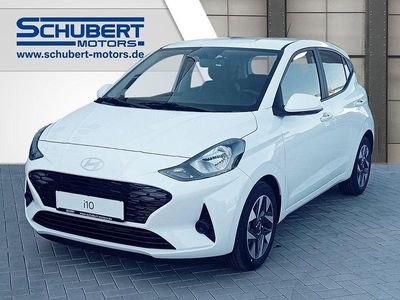 Gebraucht Hyundai i10 Trend 63 PS (46 kW) 2025 Weiß Kleinwagen