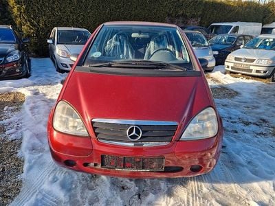 Gebraucht Mercedes A160 Classic 102 PS (75 kW) 2000 Rot Van / Kleinbus