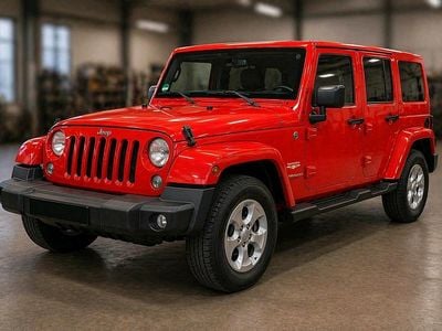 Second-hand Jeep Wrangler Unlimited Sahara 200 CP (147 kW) 2015 Roșu SUV