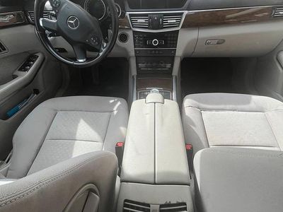 Mercedes E220