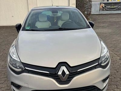 Gebraucht Renault Clio IV Initiale Paris 118 PS (86 kW) 2017 Beige Kleinwagen