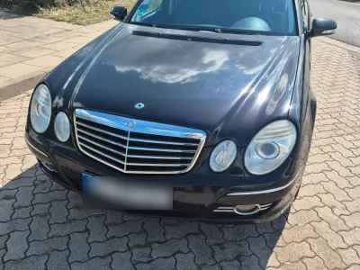 Gebraucht Mercedes E320 Avantgarde 224 PS (164 kW) 2009 Schwarz Kombi