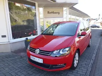 Używany VW Sharan Highline 150 KM (110 kW) 2019 Czerwony Minivan